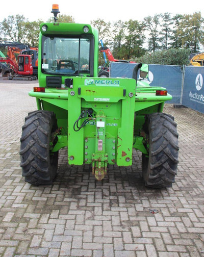 Merlo P34.7 PLUS - Teleskopiskais iekrāvējs: foto 4 Merlo P34.7 PLUS - Teleskopiskais iekrāvējs: foto 4