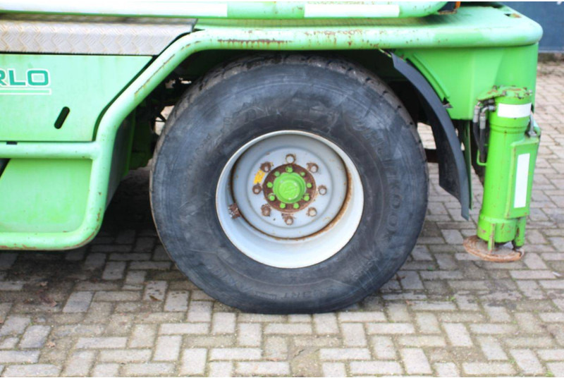 Teleskopiskais iekrāvējs Merlo ROTO 45.21 MCSS: foto 15