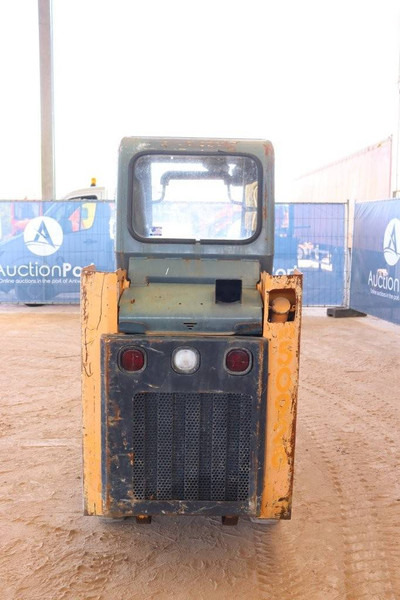 Mustang SL2012 - Riteņu iekrāvējs: foto 4 Mustang SL2012 - Riteņu iekrāvējs: foto 4