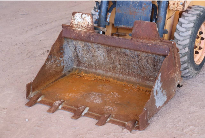 Riteņu iekrāvējs Mustang SL2012: foto 9 Riteņu iekrāvējs Mustang SL2012: foto 9