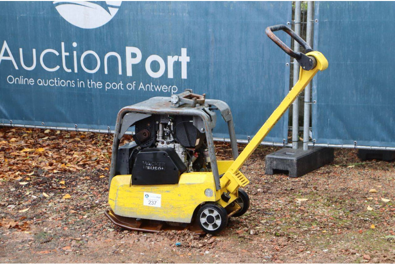 Neuson DPU3050 - Vibrobliete: foto 2 Neuson DPU3050 - Vibrobliete: foto 2