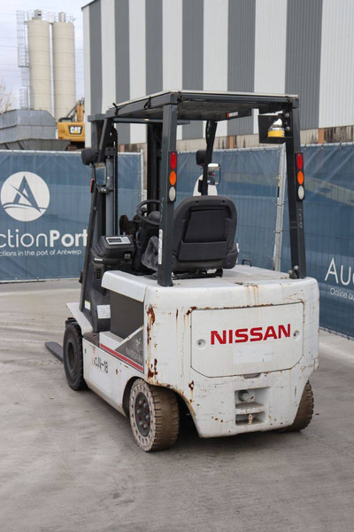 Nissan T1B2 - Elektroiekrāvējs: foto 4 Nissan T1B2 - Elektroiekrāvējs: foto 4