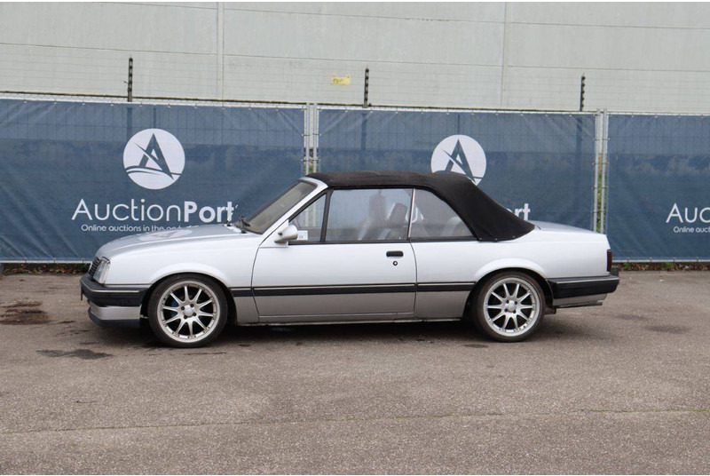 Opel ASCONA-C - Vieglā automašīna: foto 1 Opel ASCONA-C - Vieglā automašīna: foto 1