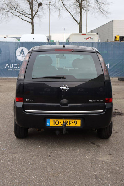 Opel Meriva A 1.6 - Vieglā automašīna: foto 5 Opel Meriva A 1.6 - Vieglā automašīna: foto 5