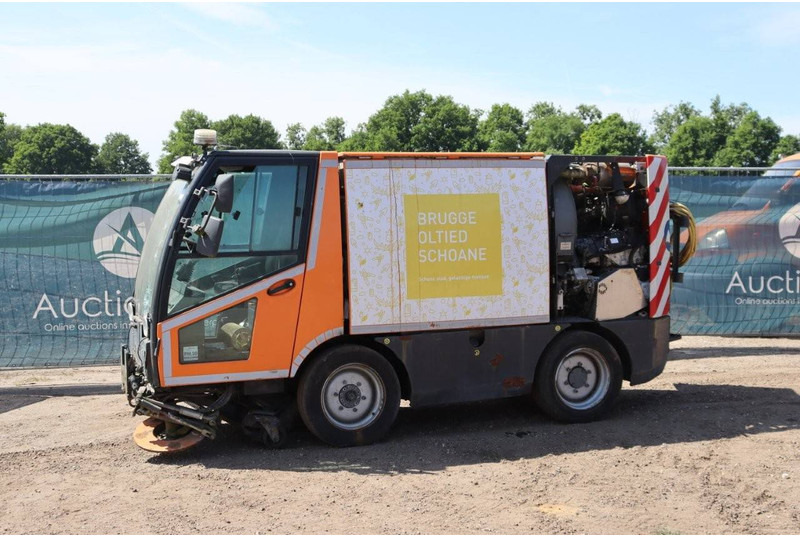 Schmidt MFH 2500 Typ:11 - Ielu tīrīšanas mašīna: foto 1 Schmidt MFH 2500 Typ:11 - Ielu tīrīšanas mašīna: foto 1