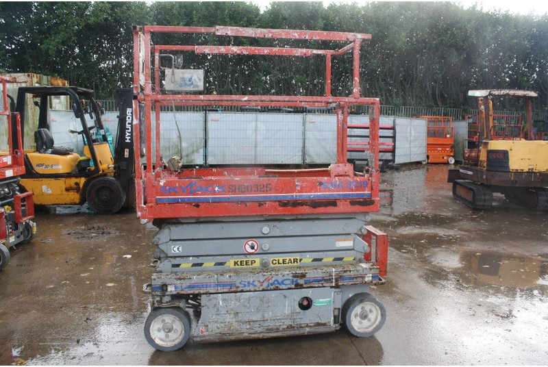 Skyjack SJ 3219 - Šķērveida pacēlājs: foto 1 Skyjack SJ 3219 - Šķērveida pacēlājs: foto 1