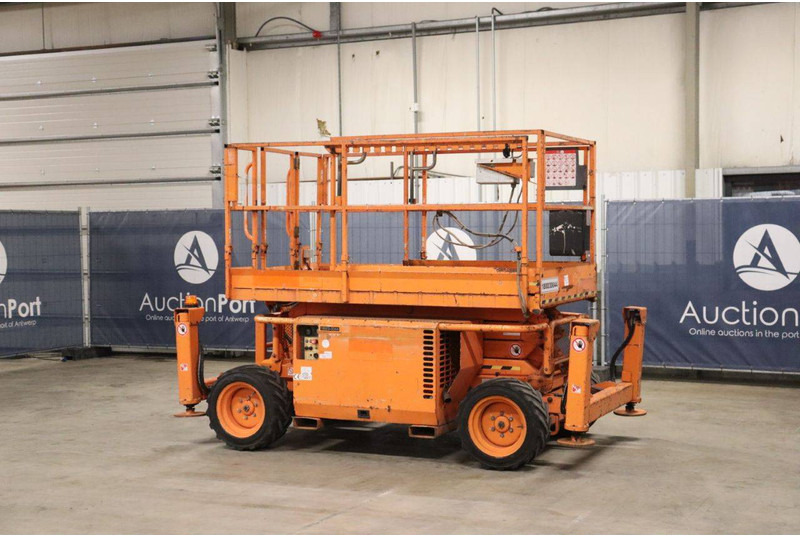 Skyjack SJ 6826 RT - Šķērveida pacēlājs: foto 4 Skyjack SJ 6826 RT - Šķērveida pacēlājs: foto 4