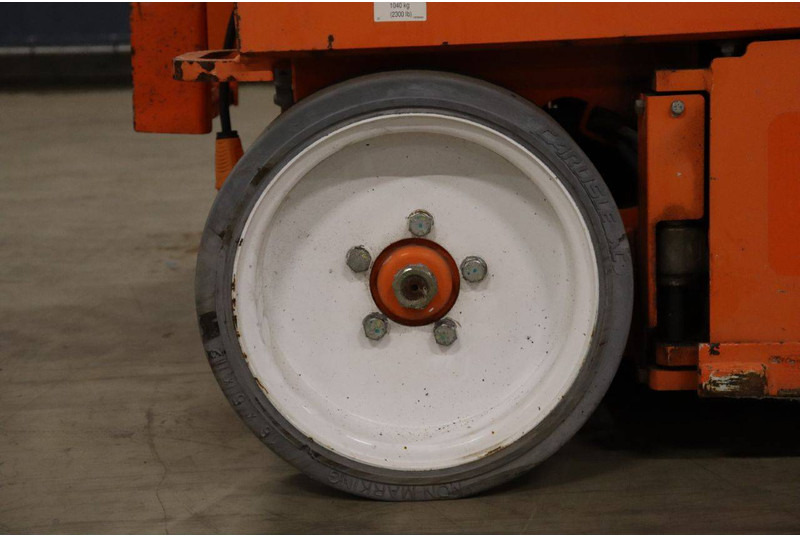 Šķērveida pacēlājs Skyjack SJ III-4626: foto 15