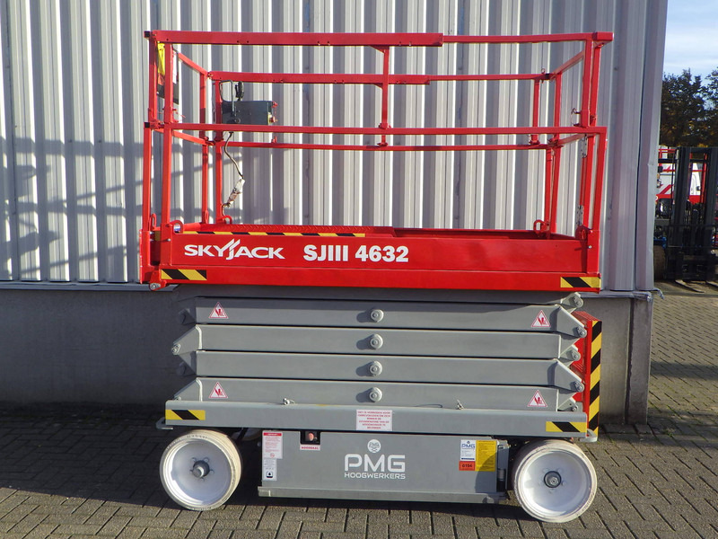 Skyjack SJ4632 - Šķērveida pacēlājs: foto 1 Skyjack SJ4632 - Šķērveida pacēlājs: foto 1