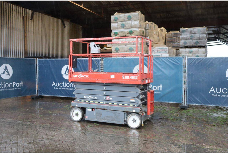 Skyjack SJIII 4632 - Šķērveida pacēlājs: foto 3 Skyjack SJIII 4632 - Šķērveida pacēlājs: foto 3