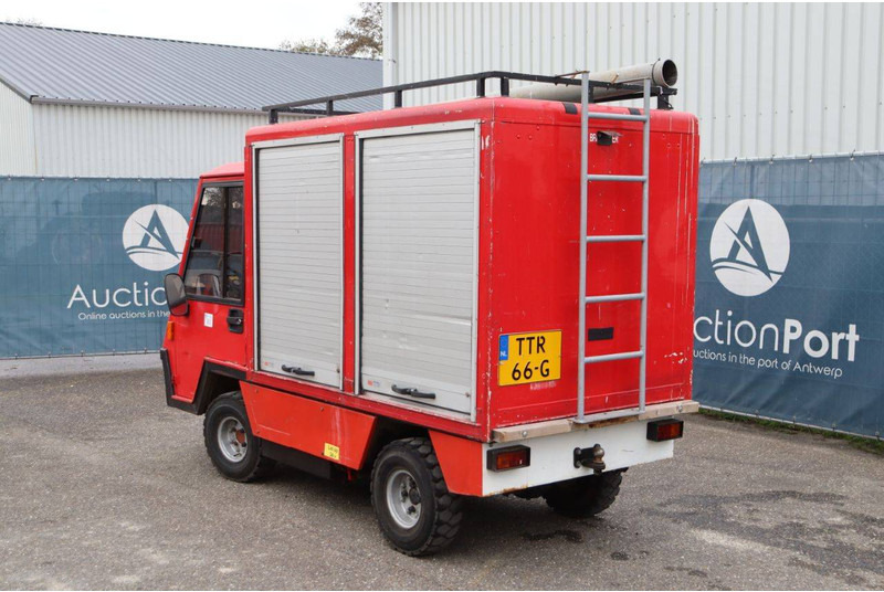 Spijkstaal 1220 - Traktors: foto 4 Spijkstaal 1220 - Traktors: foto 4