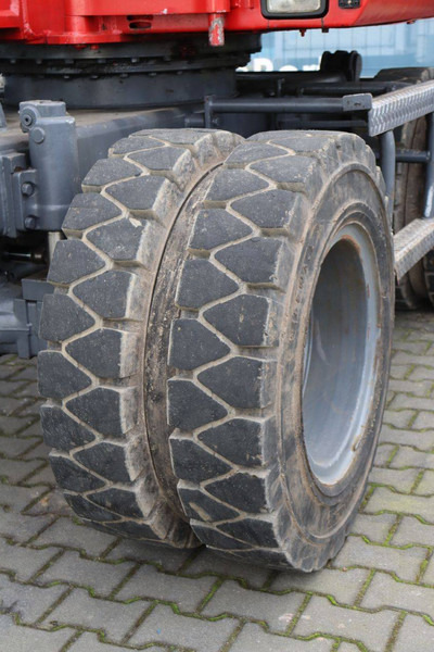 Riteņu ekskavators Takeuchi TB175W: foto 19 Riteņu ekskavators Takeuchi TB175W: foto 19