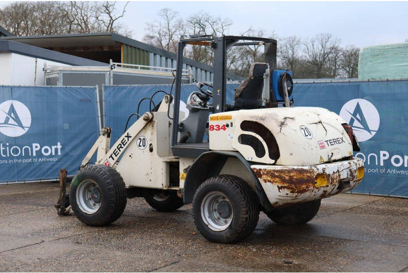 Terex 834 - Riteņu iekrāvējs: foto 3 Terex 834 - Riteņu iekrāvējs: foto 3