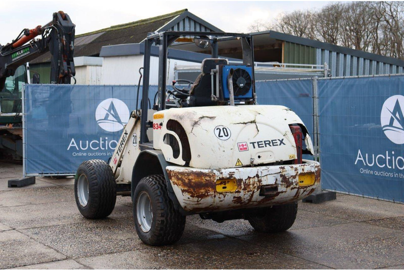Terex 834 - Riteņu iekrāvējs: foto 4 Terex 834 - Riteņu iekrāvējs: foto 4