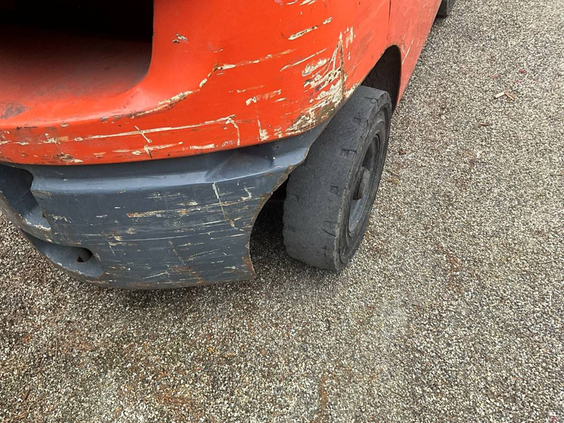 Toyota 42-7FGF25 - Gāzes iekrāvējs: foto 5 Toyota 42-7FGF25 - Gāzes iekrāvējs: foto 5