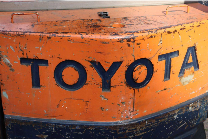 Elektroiekrāvējs Toyota 4FB20: foto 17