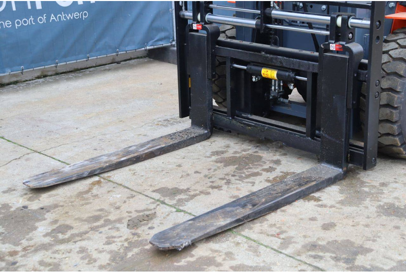 Jaunā Dīzeļiekrāvējs VMAX CPCD40: foto 10