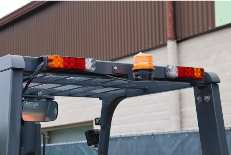 Jaunā Dīzeļiekrāvējs VMAX CPCD40: foto 18