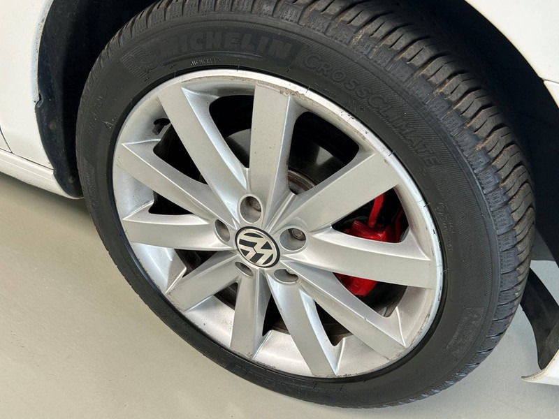 Volkswagen GOLF 1.6 TDI HIGHLINE - Sedans: foto 5 Volkswagen GOLF 1.6 TDI HIGHLINE - Sedans: foto 5