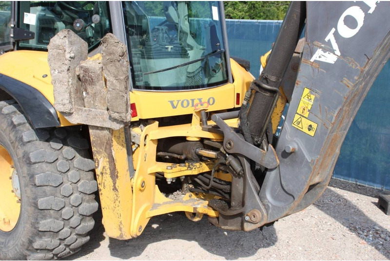 Ekskavators-iekrāvējs Volvo BL60B: foto 19 Ekskavators-iekrāvējs Volvo BL60B: foto 19