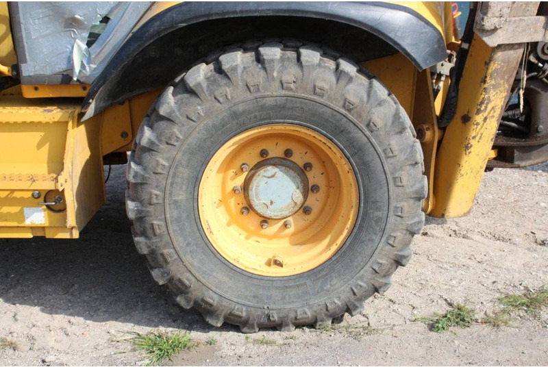 Ekskavators-iekrāvējs Volvo BL60B: foto 13 Ekskavators-iekrāvējs Volvo BL60B: foto 13