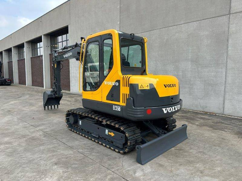 Kāpurķēžu ekskavators Volvo EC55B: foto 6