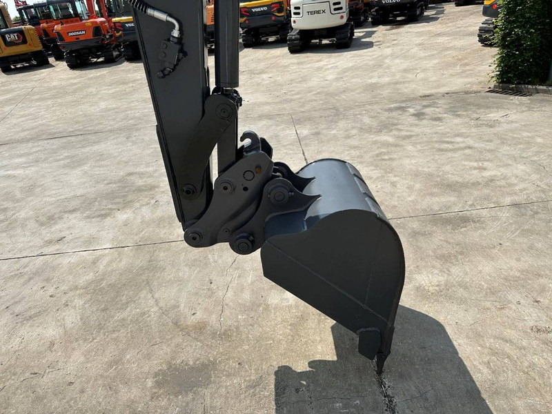Kāpurķēžu ekskavators Volvo EC55D: foto 11