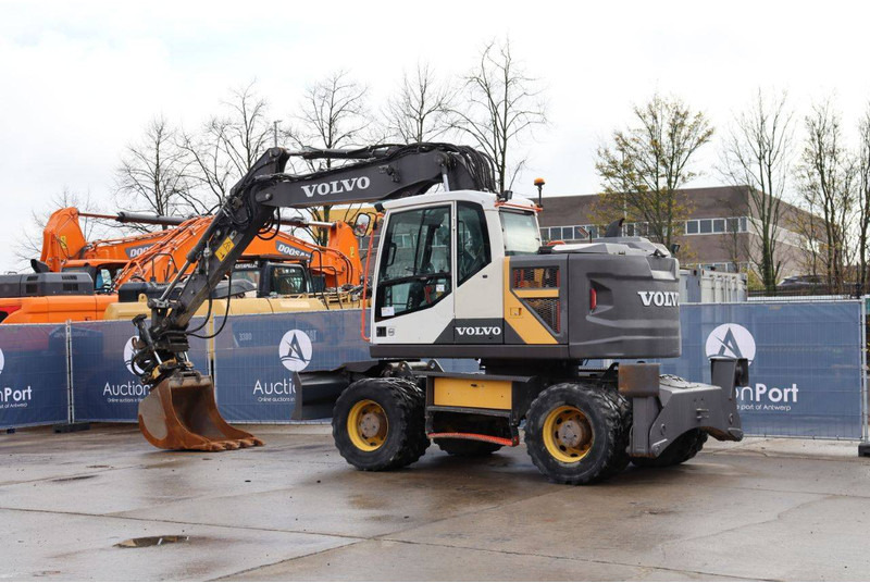 Volvo EWR150E - Riteņu ekskavators: foto 3 Volvo EWR150E - Riteņu ekskavators: foto 3