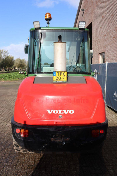 Volvo L25B-P - Riteņu iekrāvējs: foto 5 Volvo L25B-P - Riteņu iekrāvējs: foto 5