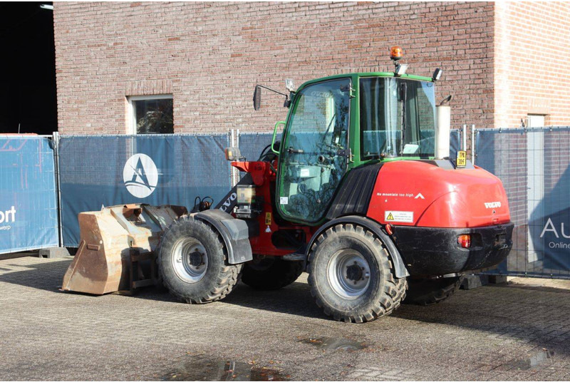 Volvo L25B-P - Riteņu iekrāvējs: foto 3 Volvo L25B-P - Riteņu iekrāvējs: foto 3