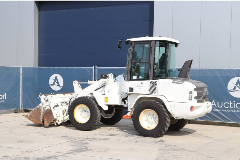 Volvo L30G - Riteņu iekrāvējs: foto 3 Volvo L30G - Riteņu iekrāvējs: foto 3