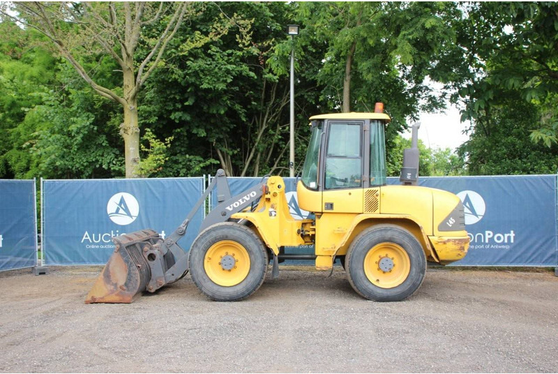 Volvo L45TP - Riteņu iekrāvējs: foto 2 Volvo L45TP - Riteņu iekrāvējs: foto 2