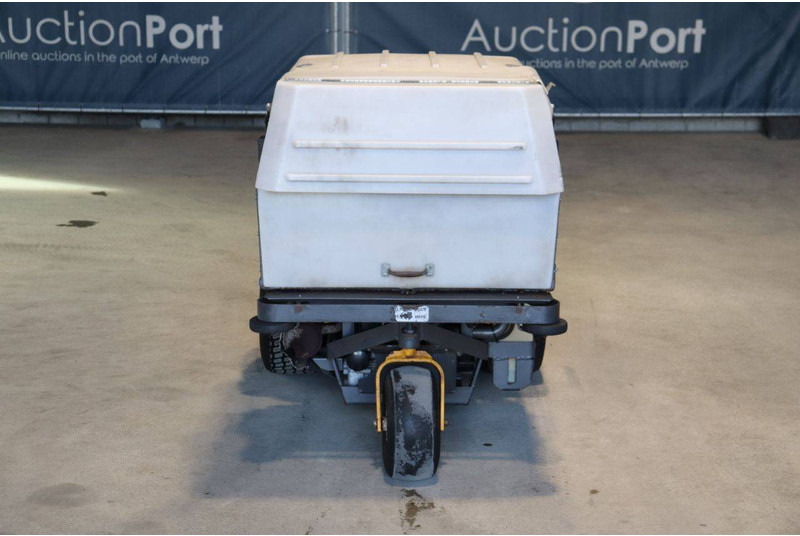 Walker MCGH5 - Zāles pļāvējs: foto 4 Walker MCGH5 - Zāles pļāvējs: foto 4