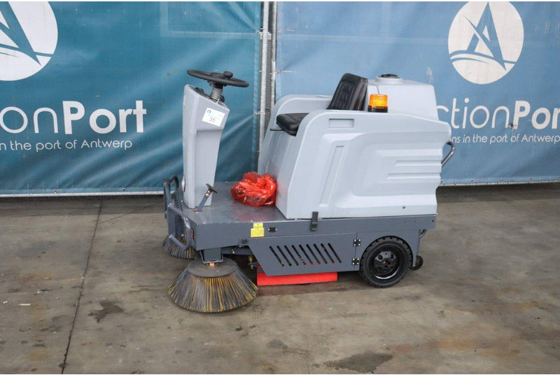 Westfield S1250 - Ielu tīrīšanas mašīna: foto 1 Westfield S1250 - Ielu tīrīšanas mašīna: foto 1