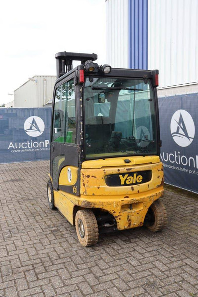 Yale ERP25VL - Elektroiekrāvējs: foto 4 Yale ERP25VL - Elektroiekrāvējs: foto 4