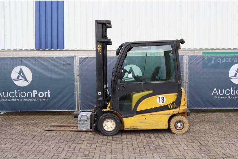 Yale ERP25VL - Elektroiekrāvējs: foto 2 Yale ERP25VL - Elektroiekrāvējs: foto 2