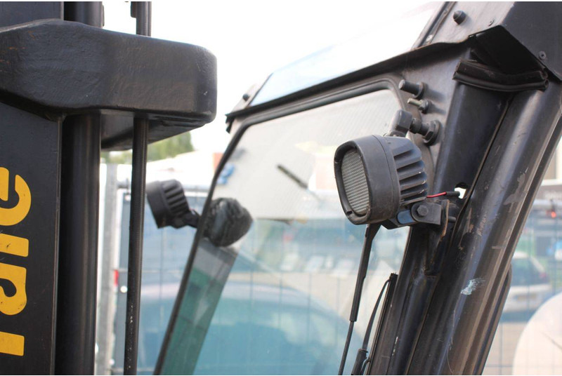 Elektroiekrāvējs Yale ERP35VL E2645: foto 13