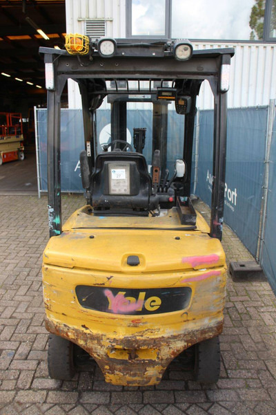 Yale ERP35VL E2645 - Elektroiekrāvējs: foto 4 Yale ERP35VL E2645 - Elektroiekrāvējs: foto 4