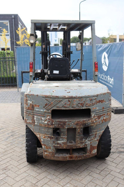 Yang FD-45IIP - Dīzeļiekrāvējs: foto 5 Yang FD-45IIP - Dīzeļiekrāvējs: foto 5
