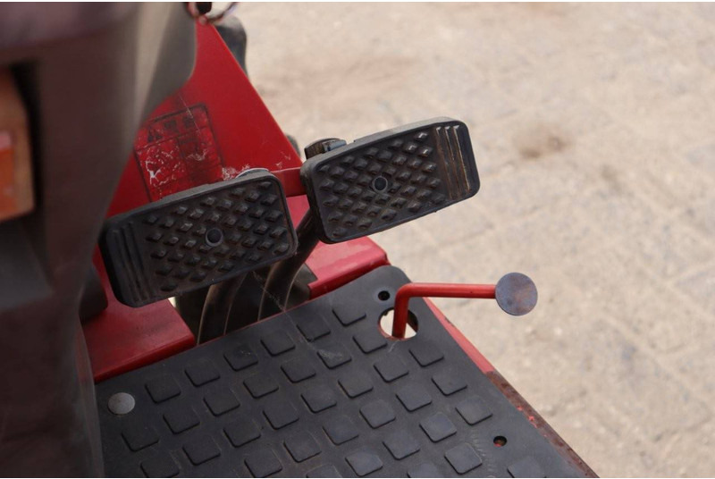 Traktors Yanmar: foto 17