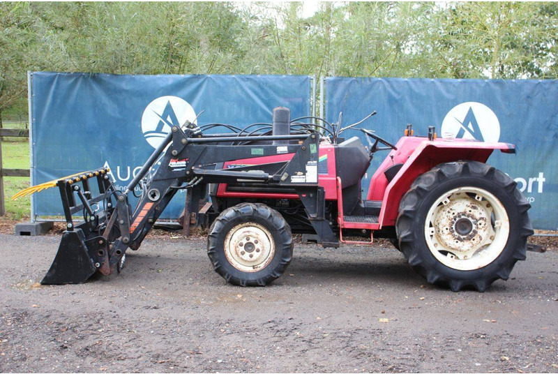 Yanmar FX28D - Traktors: foto 2 Yanmar FX28D - Traktors: foto 2