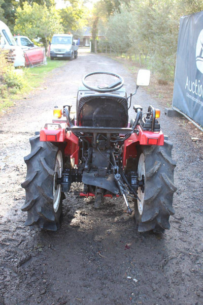 Yanmar Ke-4 - Traktors: foto 4 Yanmar Ke-4 - Traktors: foto 4