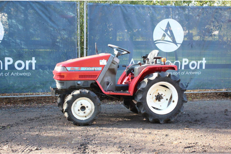 Yanmar Ke-4 - Traktors: foto 1 Yanmar Ke-4 - Traktors: foto 1
