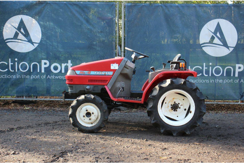 Yanmar Ke-4 - Traktors: foto 2 Yanmar Ke-4 - Traktors: foto 2