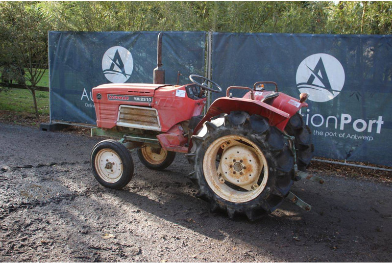 Yanmar YM2310 - Traktors: foto 3 Yanmar YM2310 - Traktors: foto 3