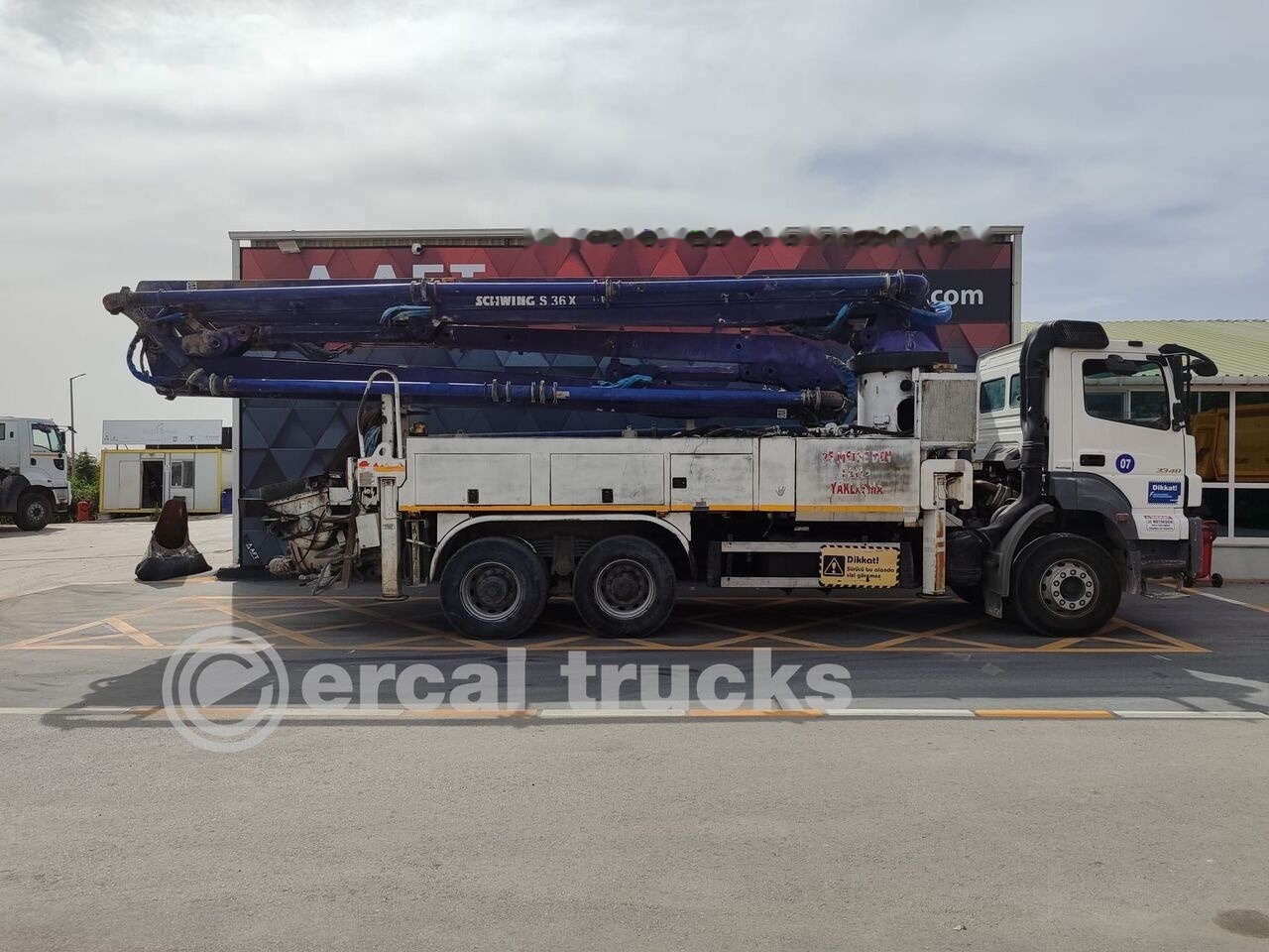 Schwing 2010 S 36M CONCRETE PUMP - MERCEDES 3340 - Betona sūknis: foto 4 Schwing 2010 S 36M CONCRETE PUMP - MERCEDES 3340 - Betona sūknis: foto 4