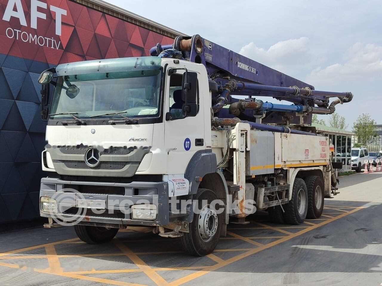 Schwing 2010 S 36M CONCRETE PUMP - MERCEDES 3340 - Betona sūknis: foto 1 Schwing 2010 S 36M CONCRETE PUMP - MERCEDES 3340 - Betona sūknis: foto 1