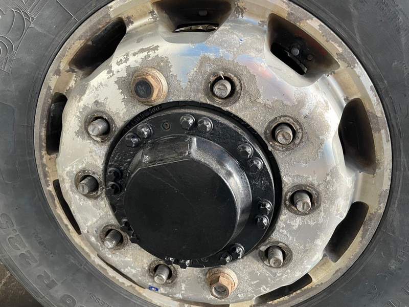 BUTUC HYDRODRIVE MAN TGX 81.36030.0005, 81.36025.6011, 81.36025.6008 - Rumba - Kravas automašīna: foto 2 BUTUC HYDRODRIVE MAN TGX 81.36030.0005, 81.36025.6011, 81.36025.6008 - Rumba - Kravas automašīna: foto 2