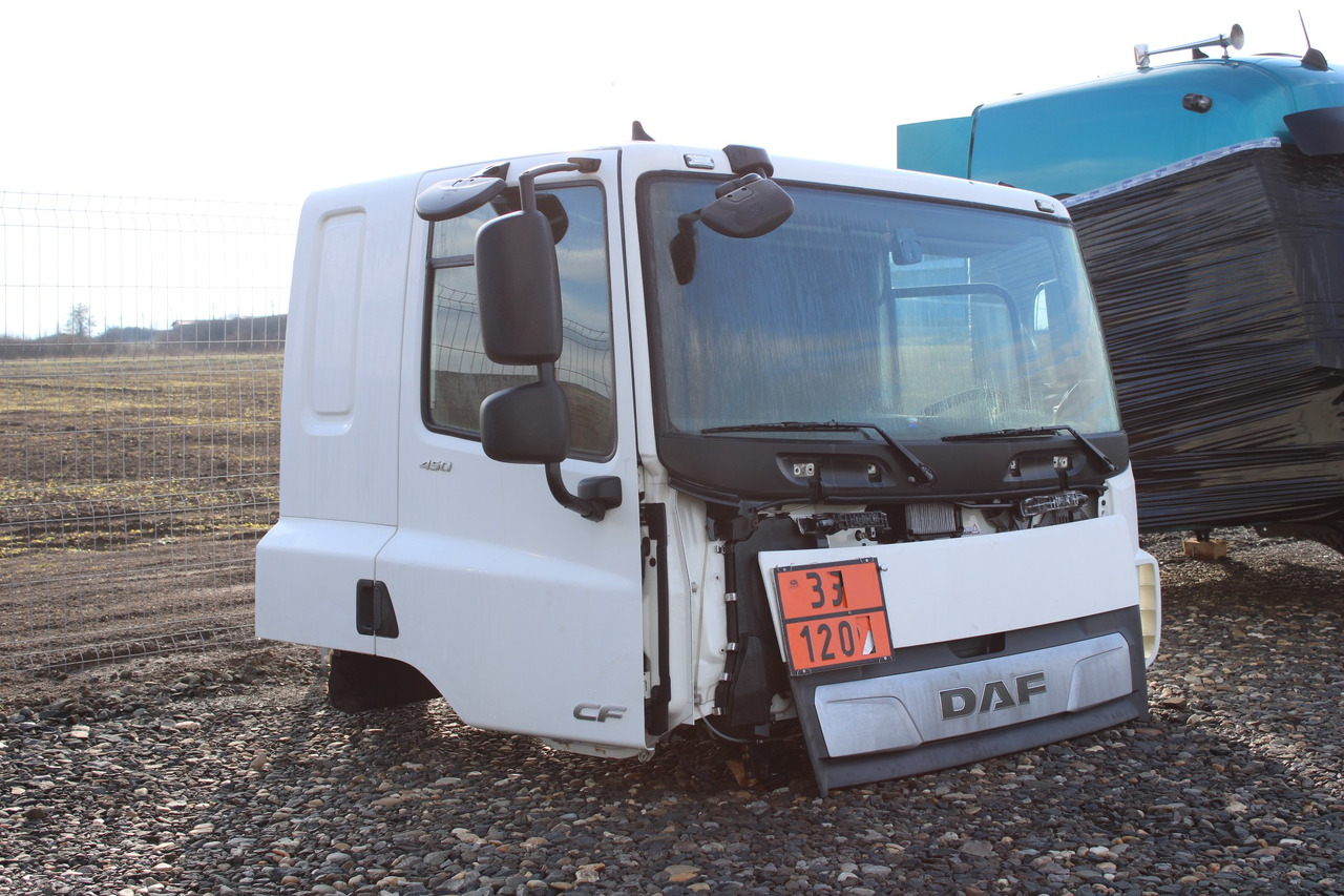 CABINA DAF CF SLEEPER CAB L2H1 - Kabīne - Kravas automašīna: foto 2 CABINA DAF CF SLEEPER CAB L2H1 - Kabīne - Kravas automašīna: foto 2