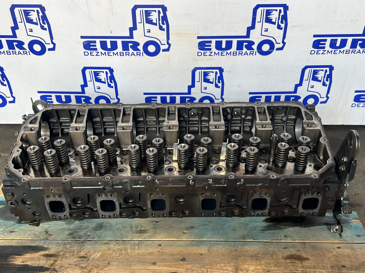 CHIULASA CURSOR 11 IVECO 5801765398 5801941723 5801960573 - Motora galva - Kravas automašīna: foto 2 CHIULASA CURSOR 11 IVECO 5801765398 5801941723 5801960573 - Motora galva - Kravas automašīna: foto 2